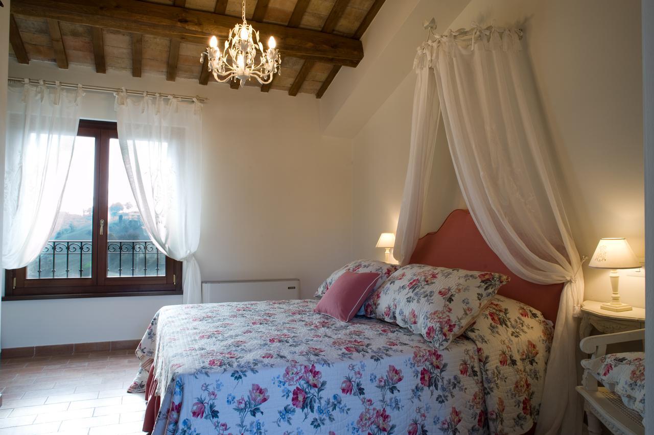 Casa Di Mi Bed & Breakfast Serrungarina Ngoại thất bức ảnh
