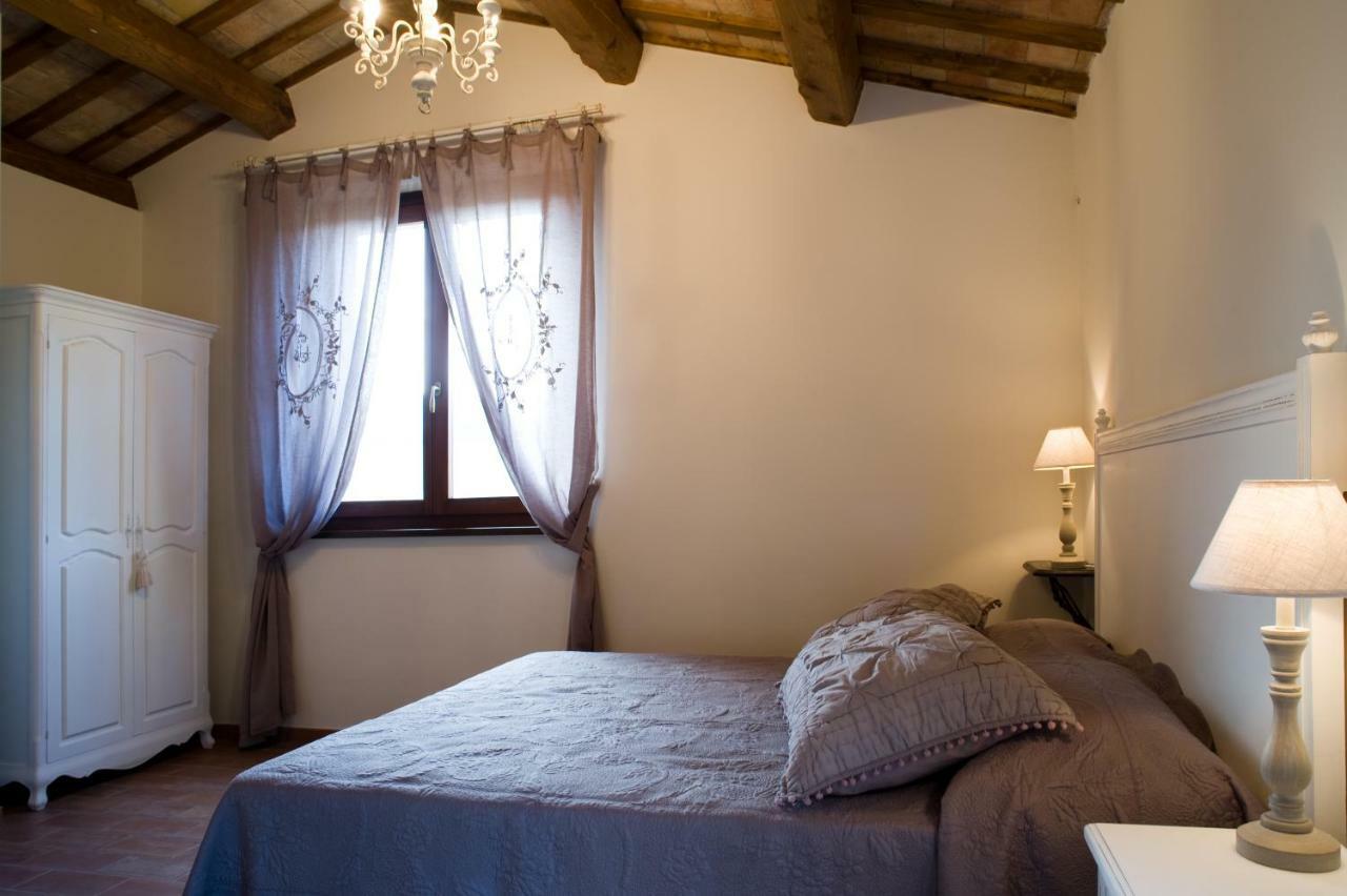 Casa Di Mi Bed & Breakfast Serrungarina Ngoại thất bức ảnh